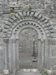 Dysert O_Dea Monastery doorway.jpg